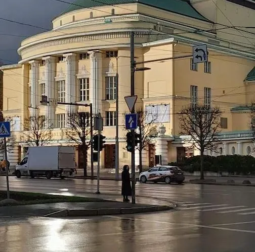 Апартаменты Operatheater View 2bd For 8 Таллин